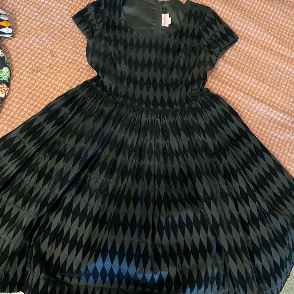 Pinup Girl Clothing - black velvet harlequin dress